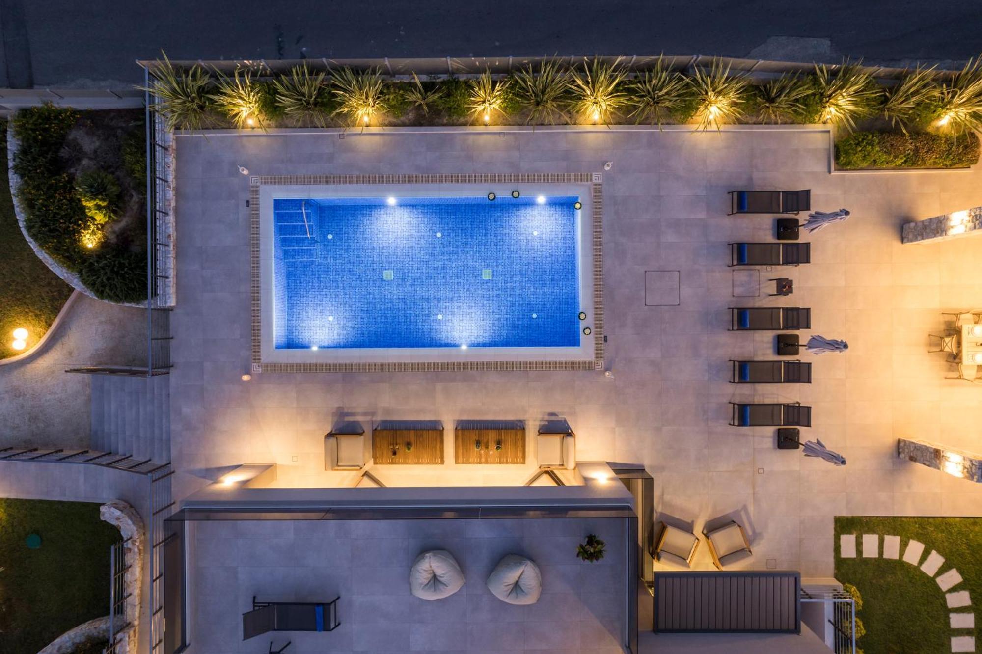 Imperium Luxury Villas-sauna, Jacuzzi, Heated Pool & Gym-chania *