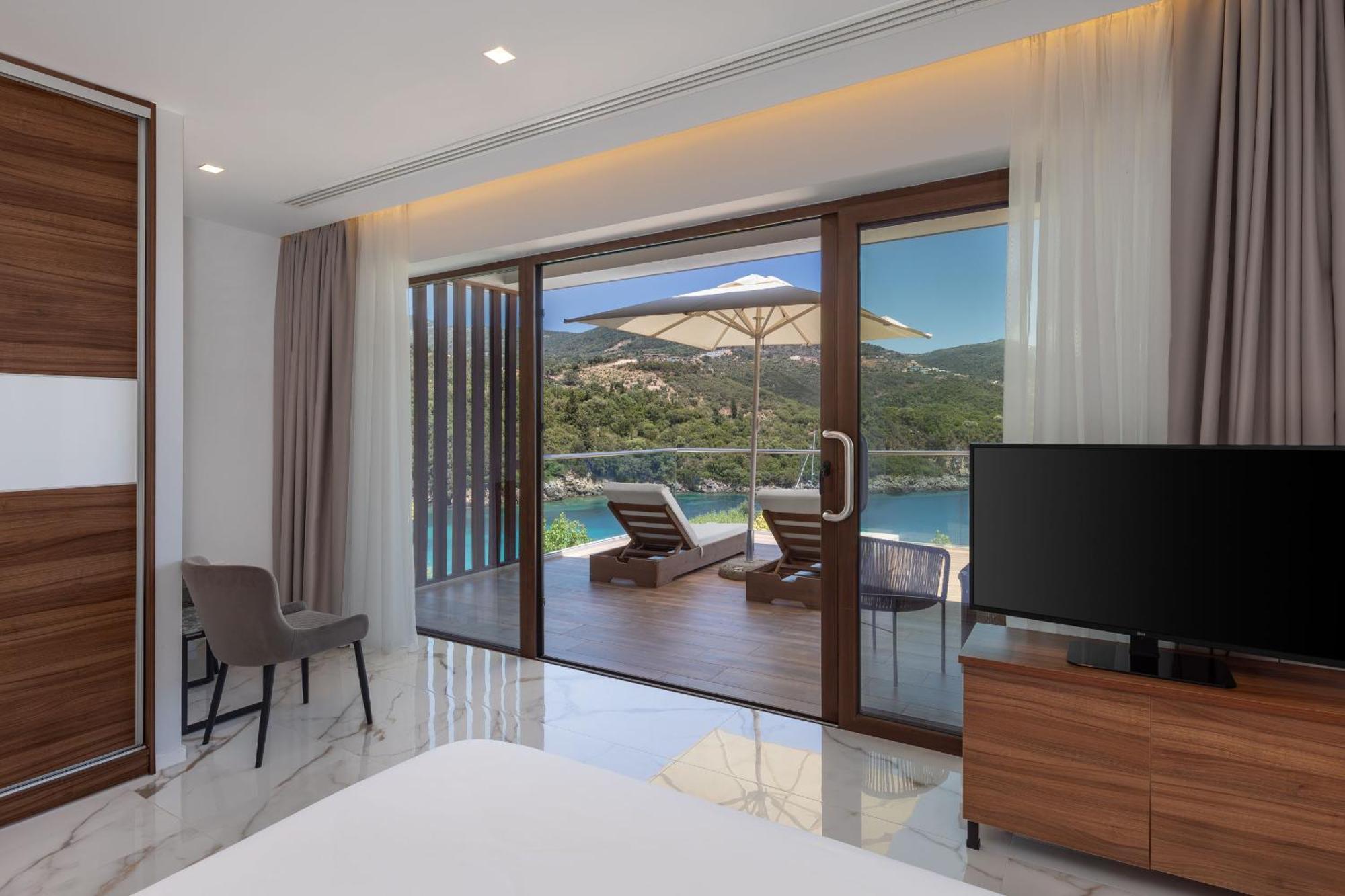 Zavia * Sivota (Epirus)