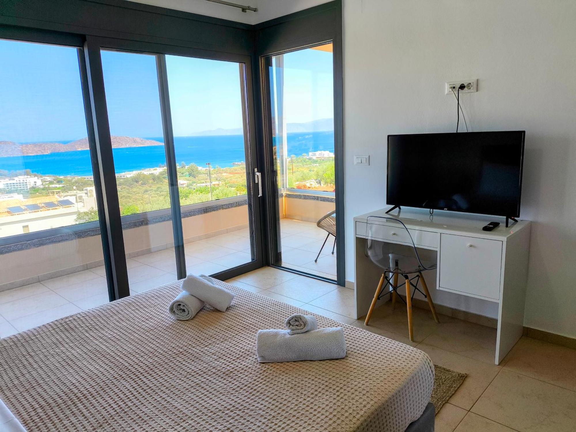 Apollonia View Villa *