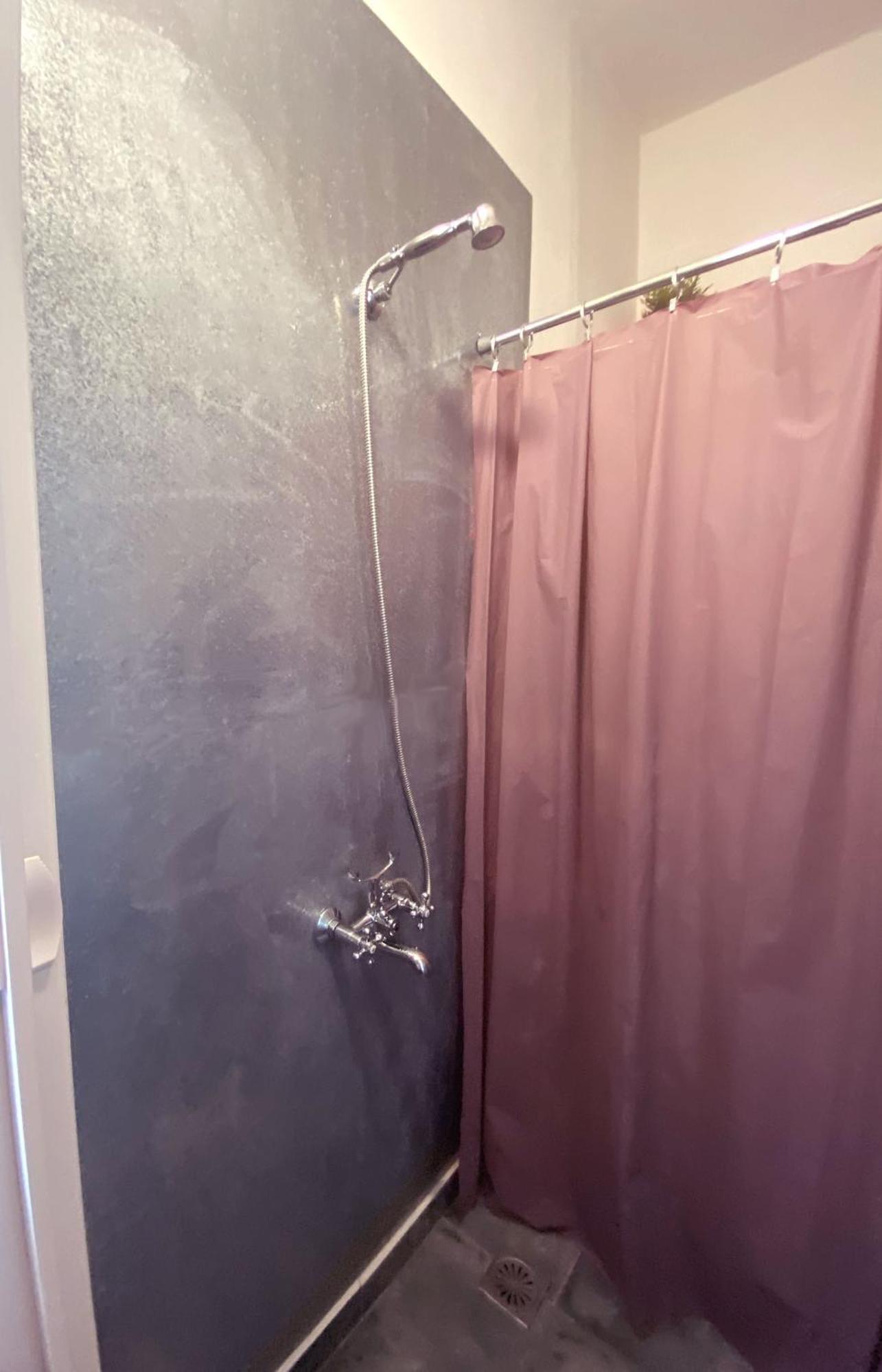 Guest house Located Melina 2 Escape *
