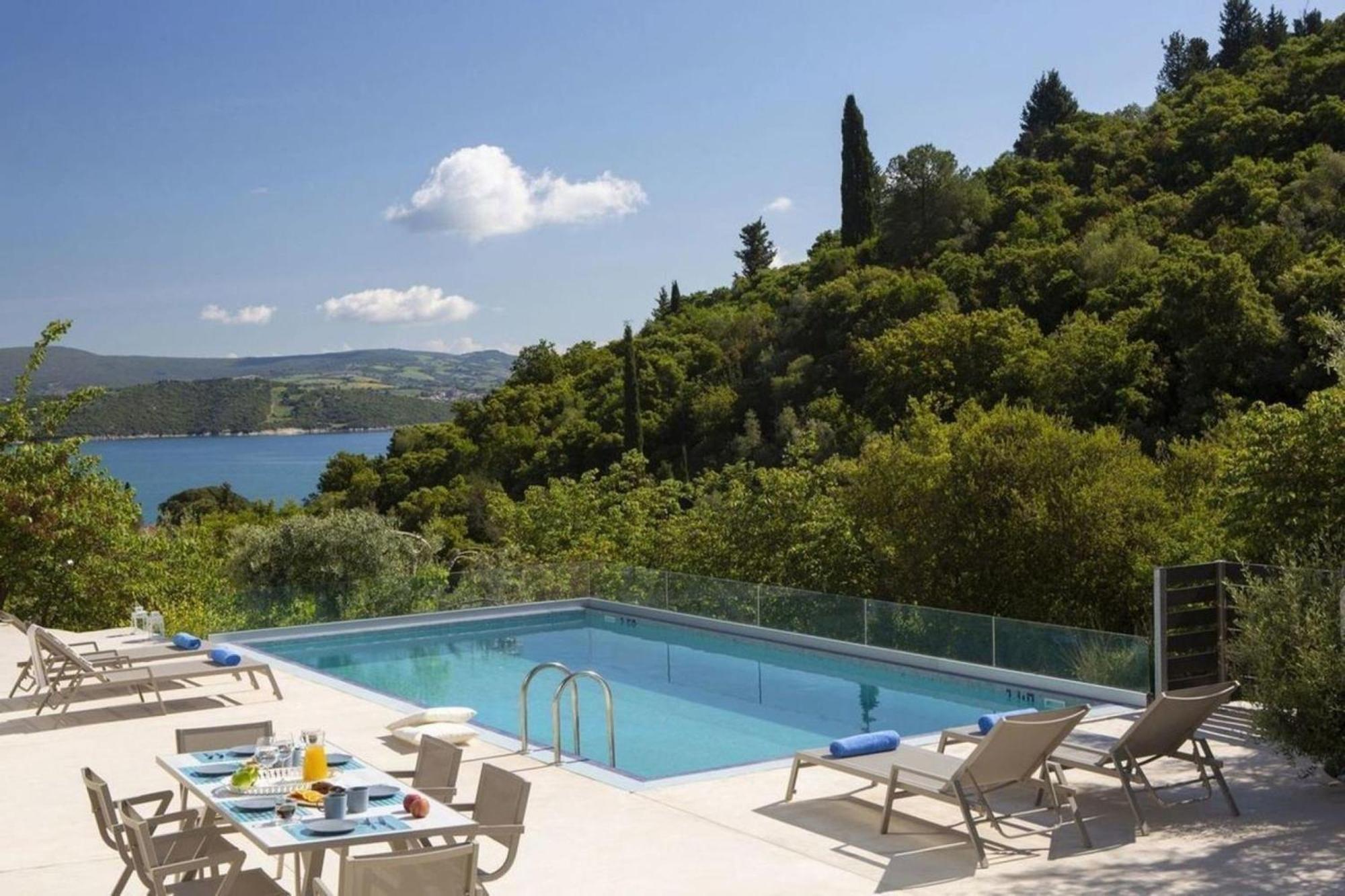Harriet - With Sea View And Near The Sea Villa Lygia (Lefkada)