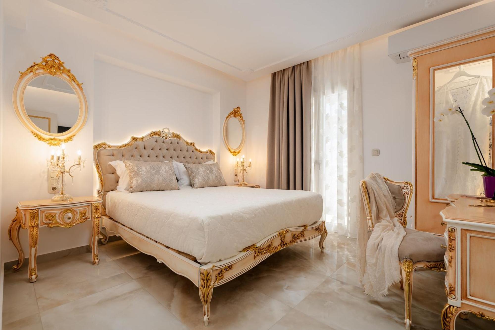 Villa Naxos Aristocratic Galanado