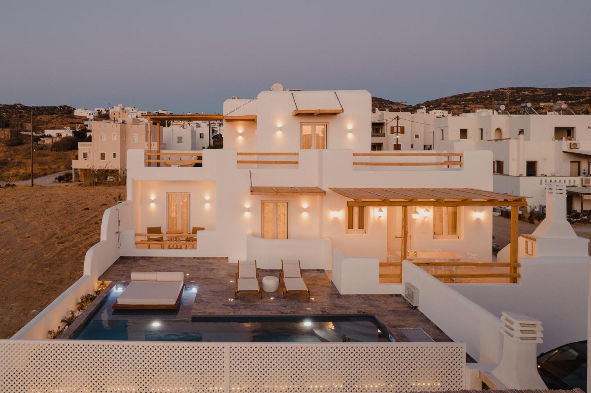 Villa Naxos Aristocratic Galanado