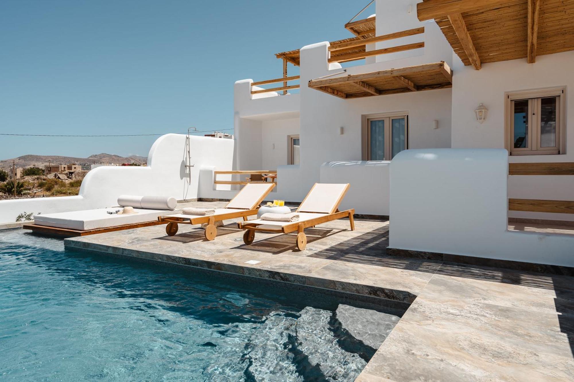 Naxos Aristocratic Villa *