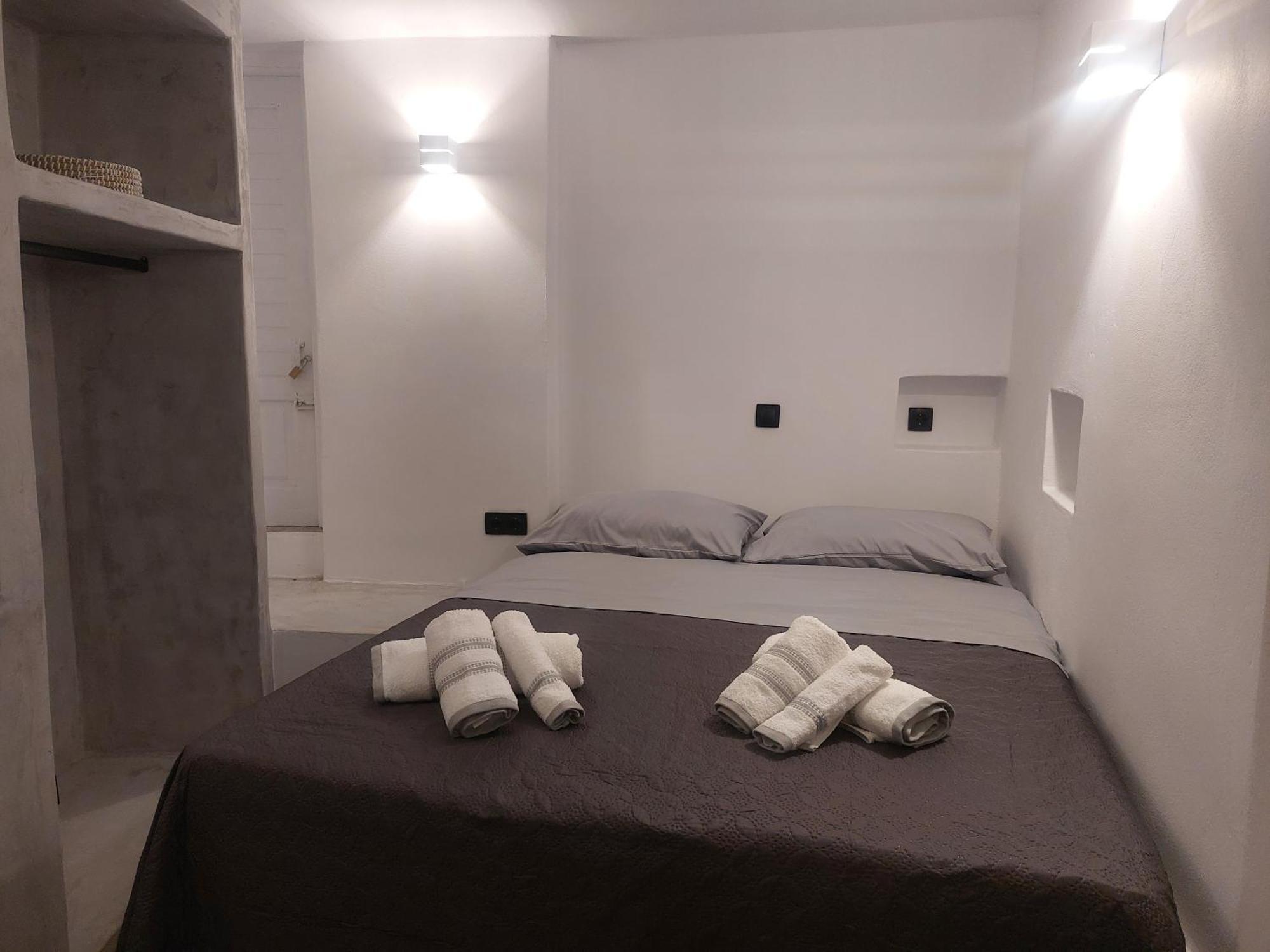 Apomero In Rochari Holiday home