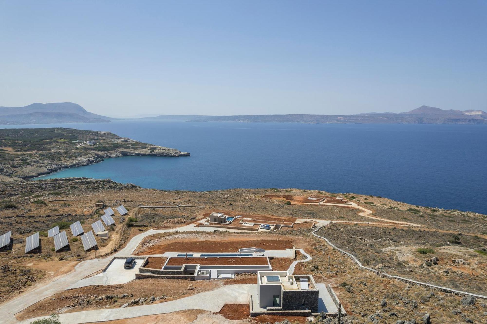 Astelia Luxe Retreat Holiday home *