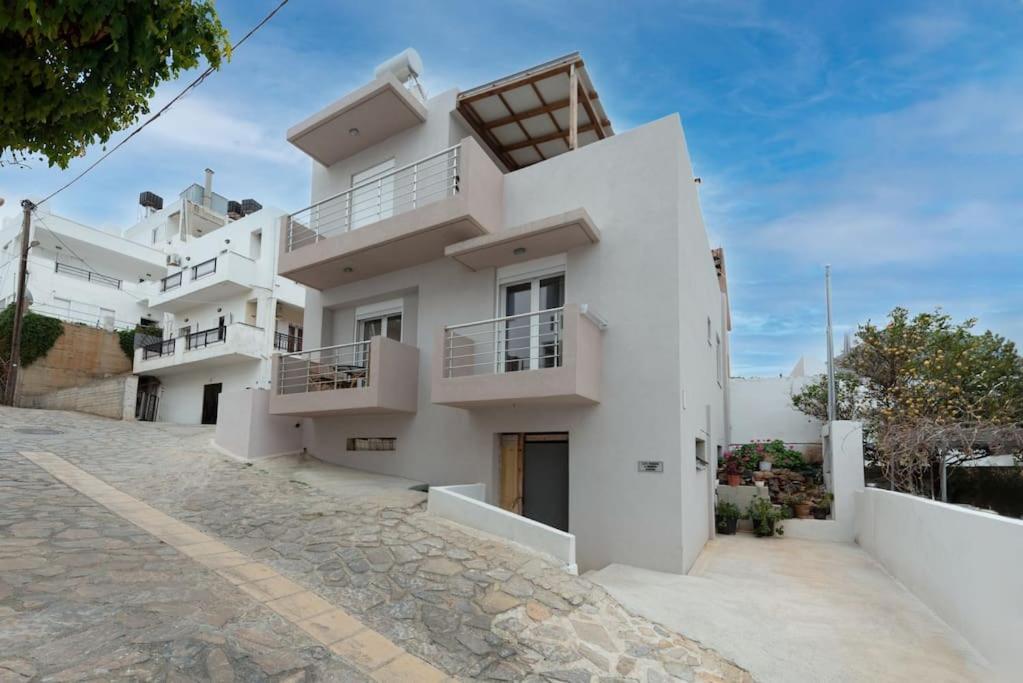 G Berdufi 2 Bd With Parking In Apartment