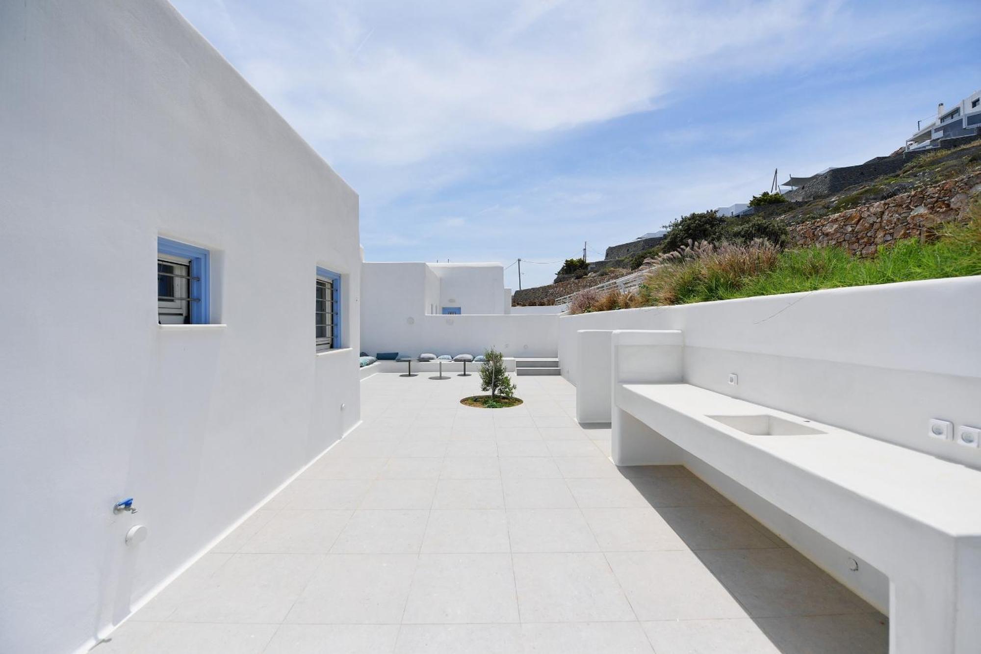 Ariti's 2 - Naxos *