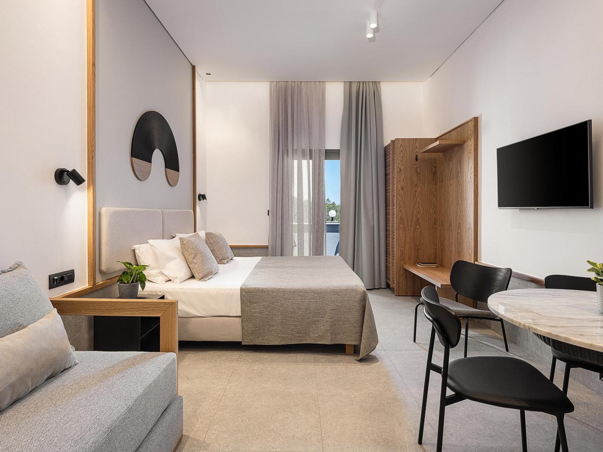 Nontas Aparthotel 3*