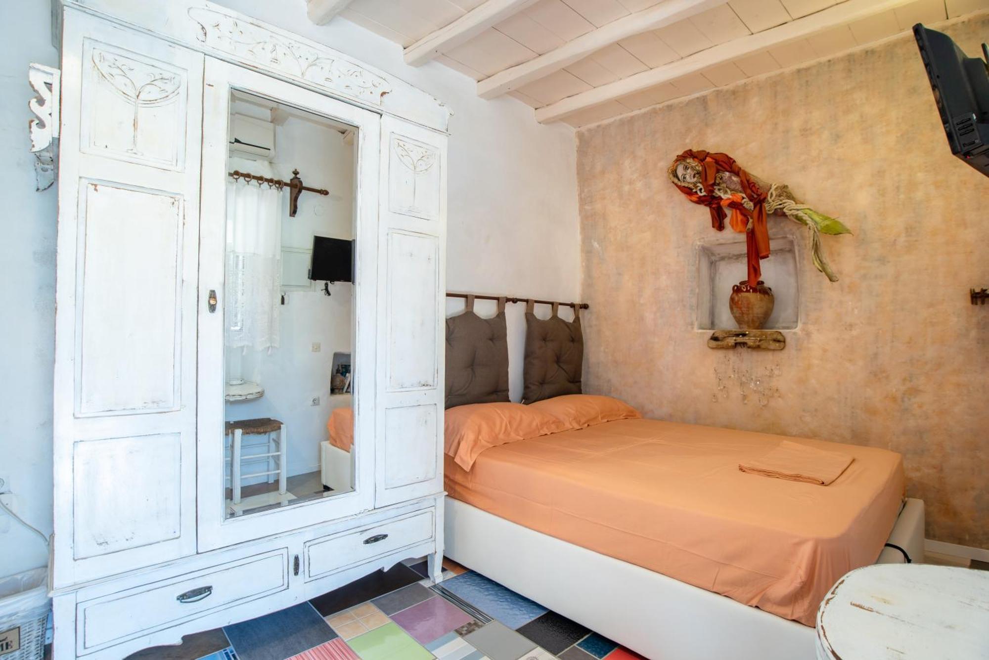 Anthippi (adults Only) Parikia (Paros)