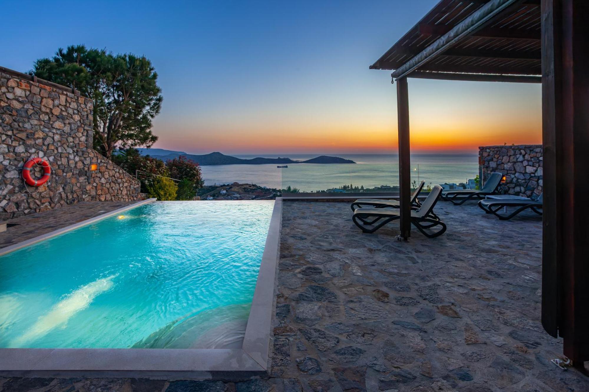 Sunrise * Elounda (Crete)