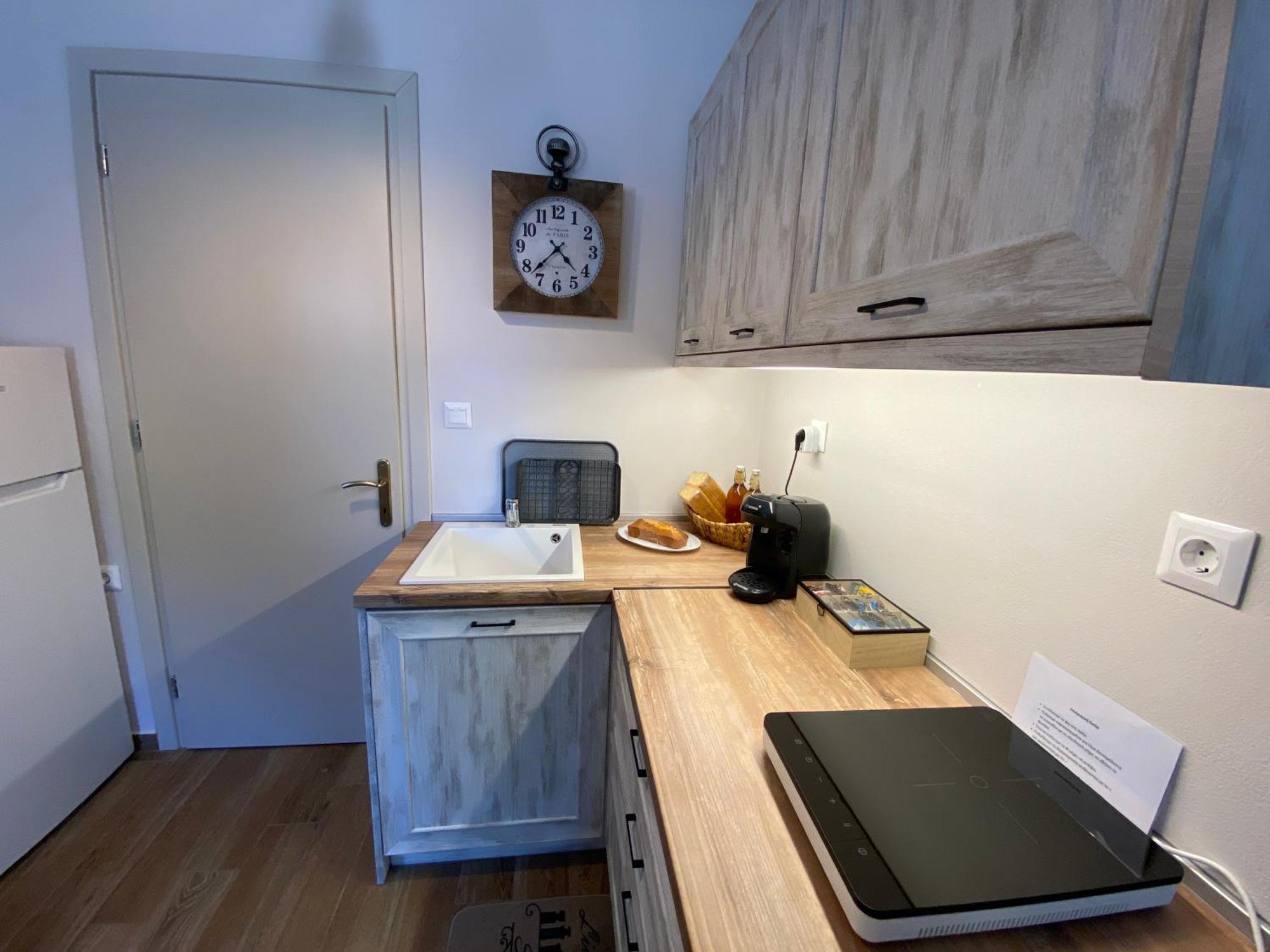 Petrichor Apartment *