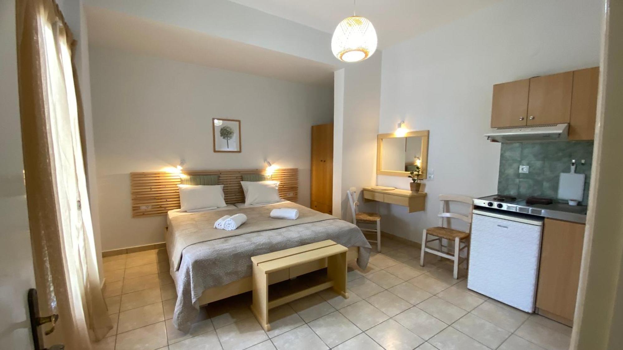 Aparthotel Lemon Art Tolo