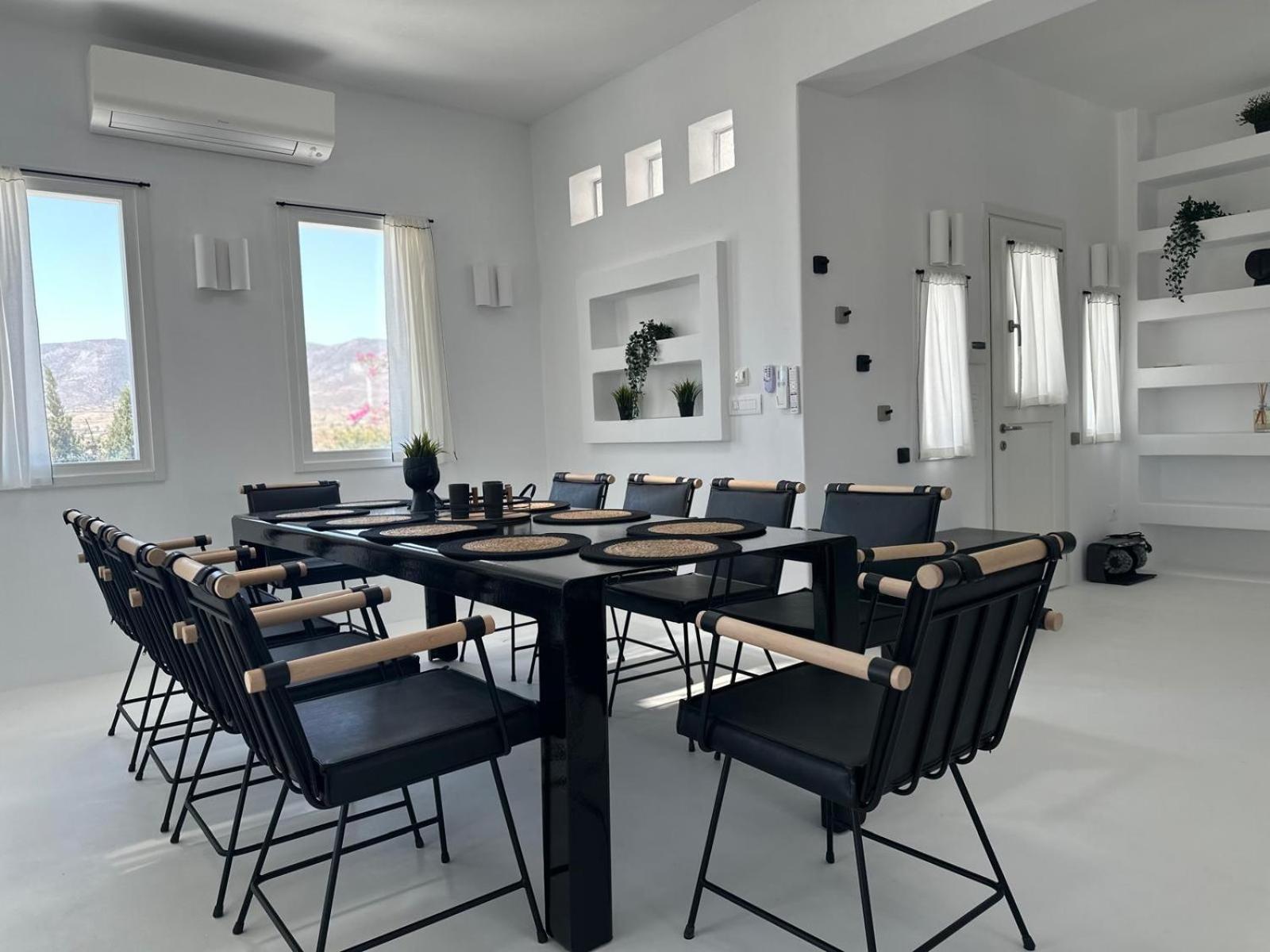 Blue Rock Villa Piso Livadi