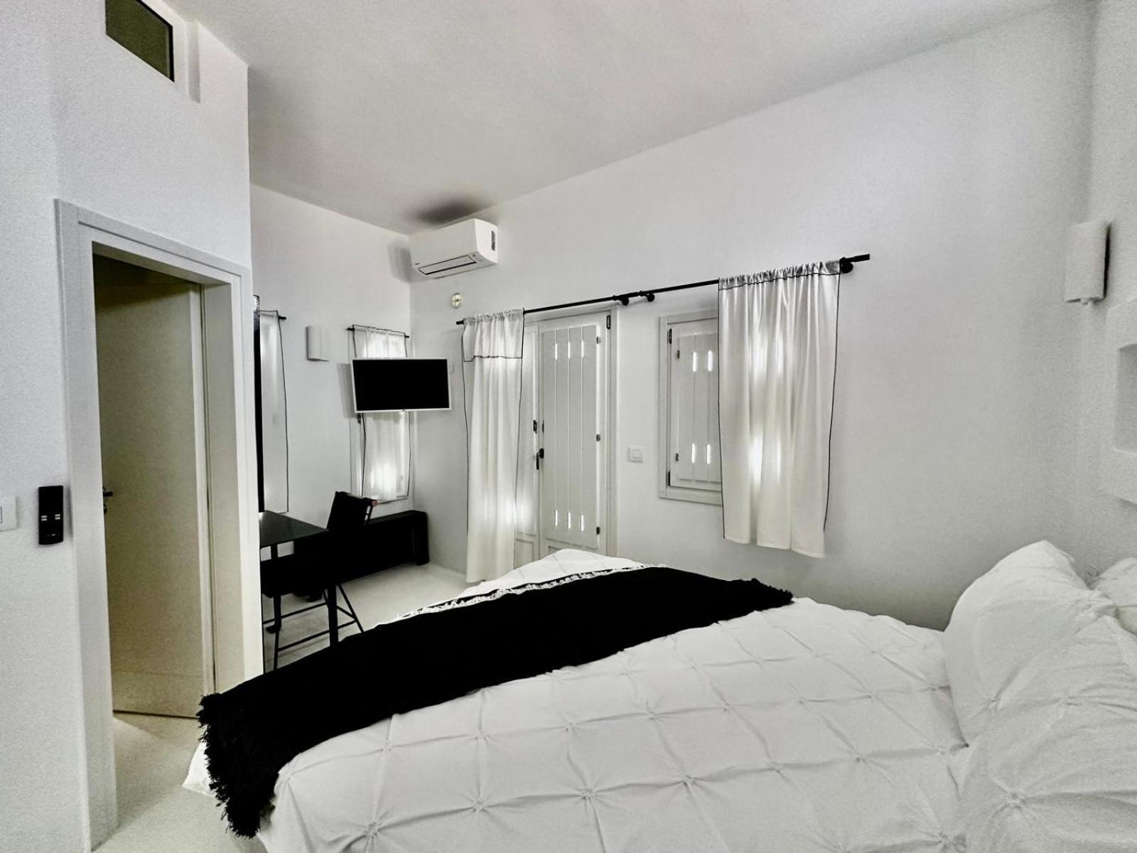 Villa Blue Rock Piso Livadi