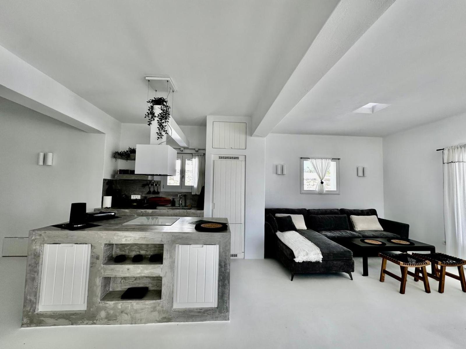 Villa Blue Rock Piso Livadi