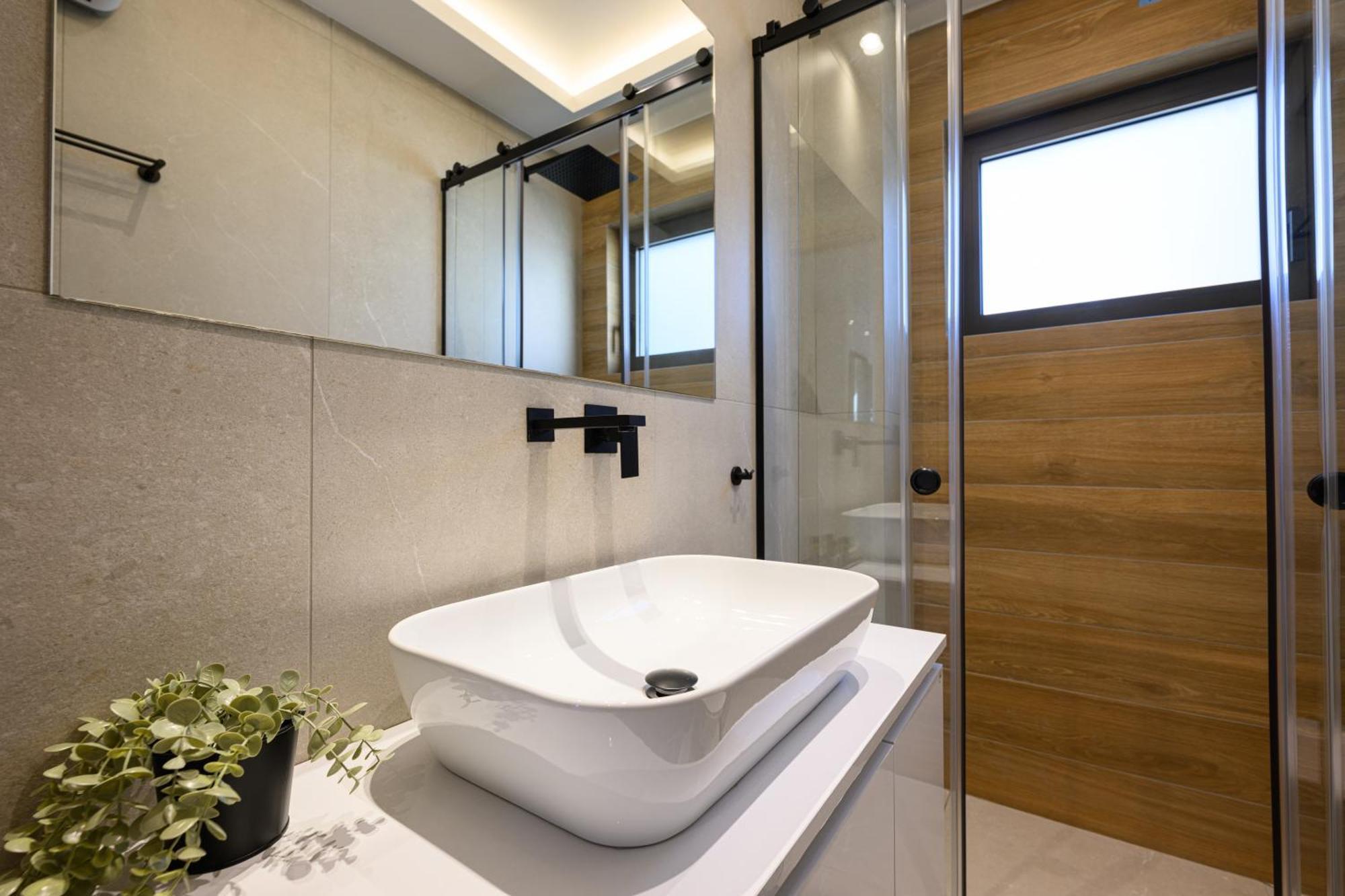 Hidden Gem By The Sea Apartment