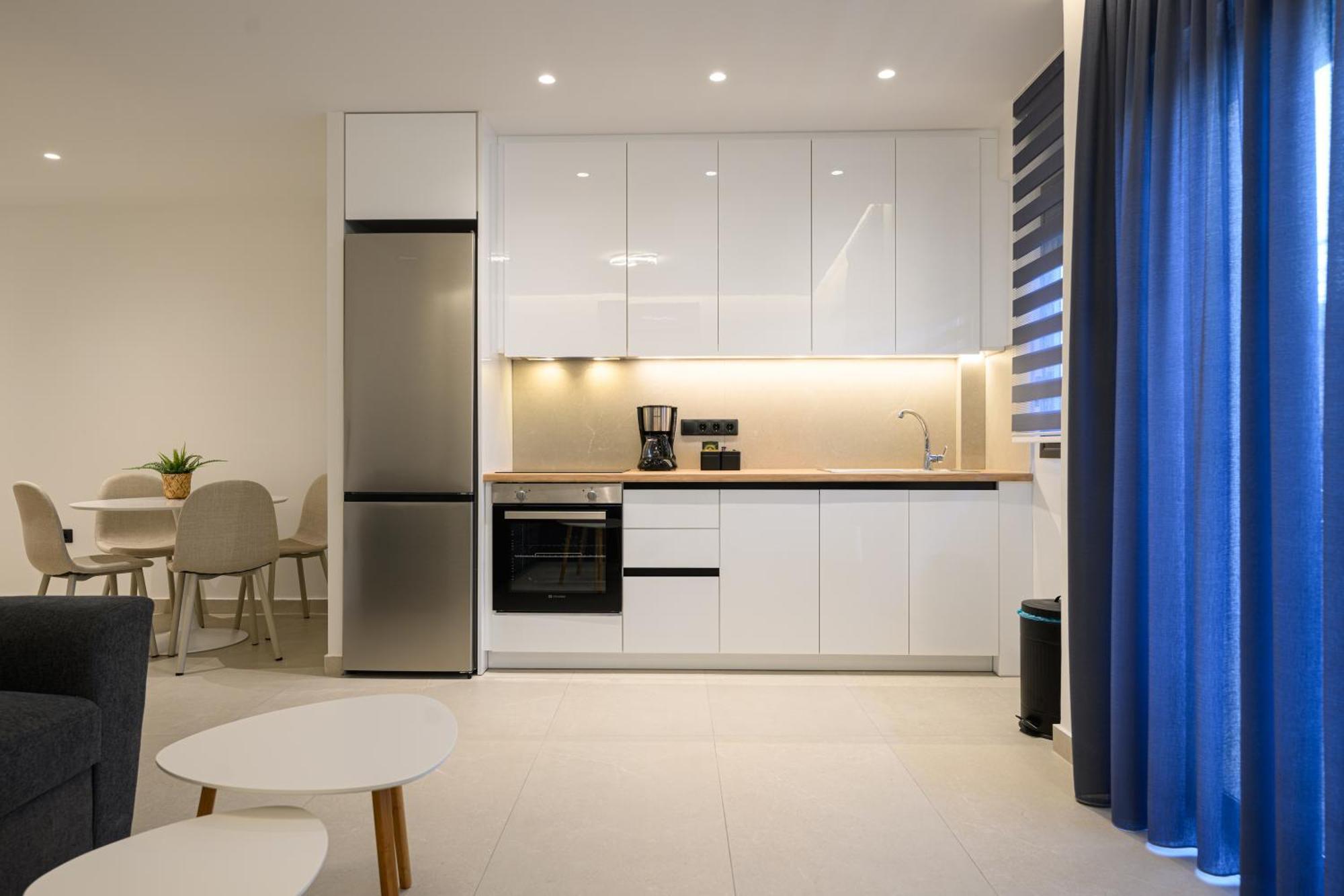 Apartment Hidden Gem By The Sea *