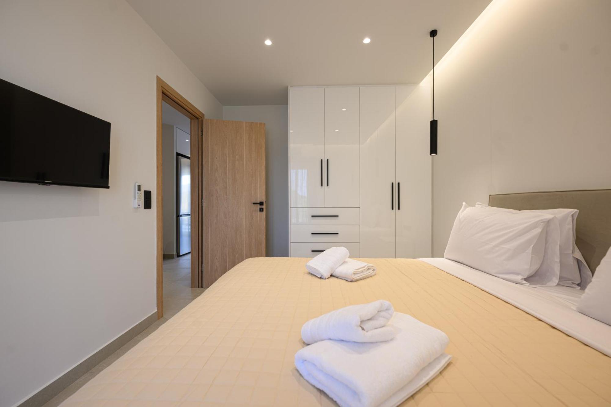 Hidden Gem By The Sea Apartment *