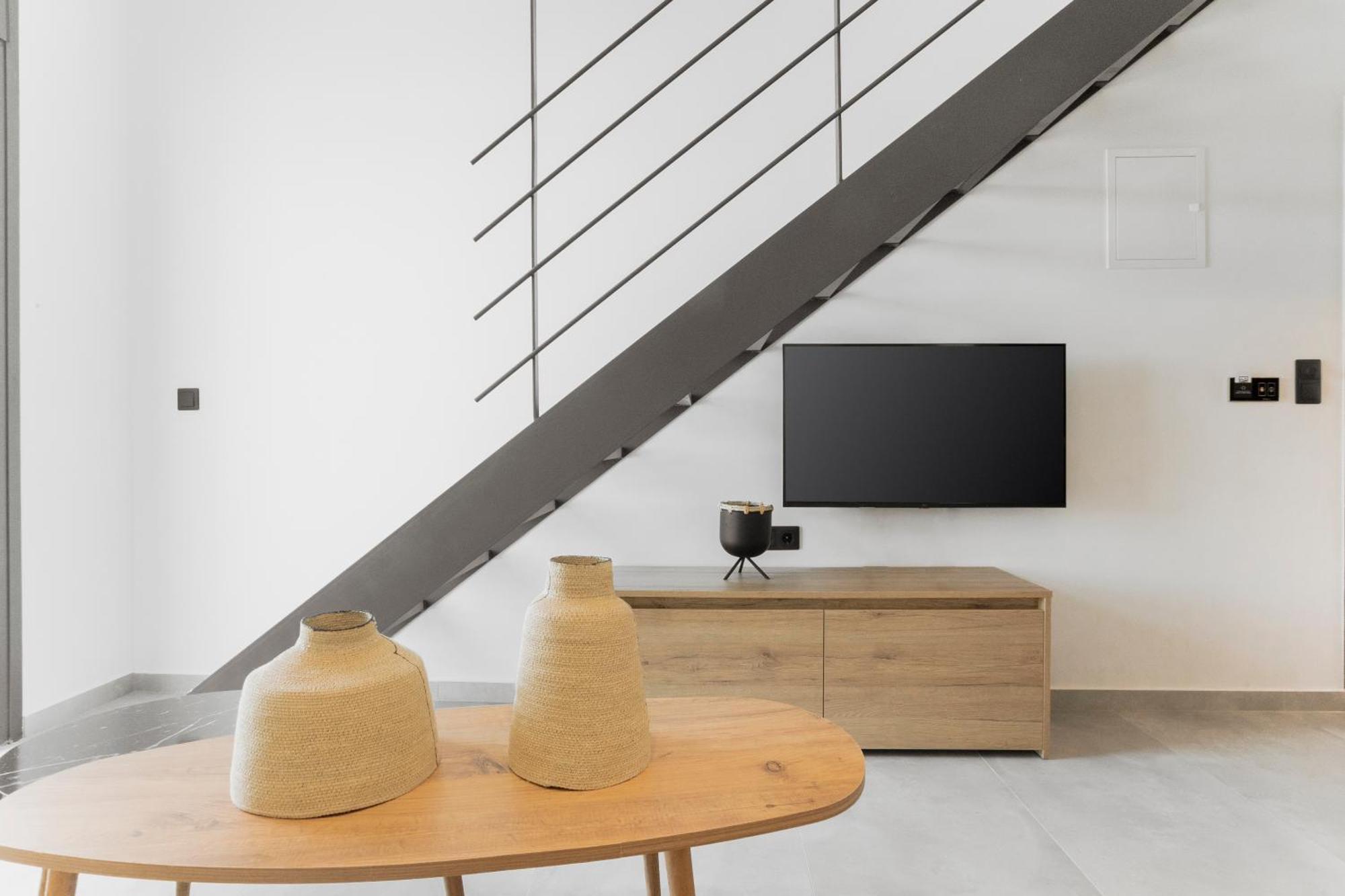 Limani Apartment *