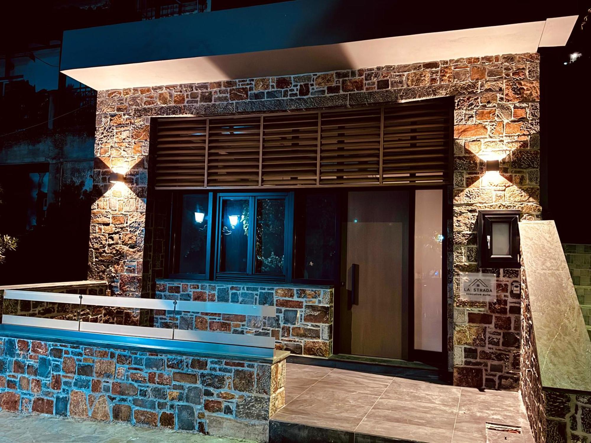 La Strada Executive Sitia (Crete)