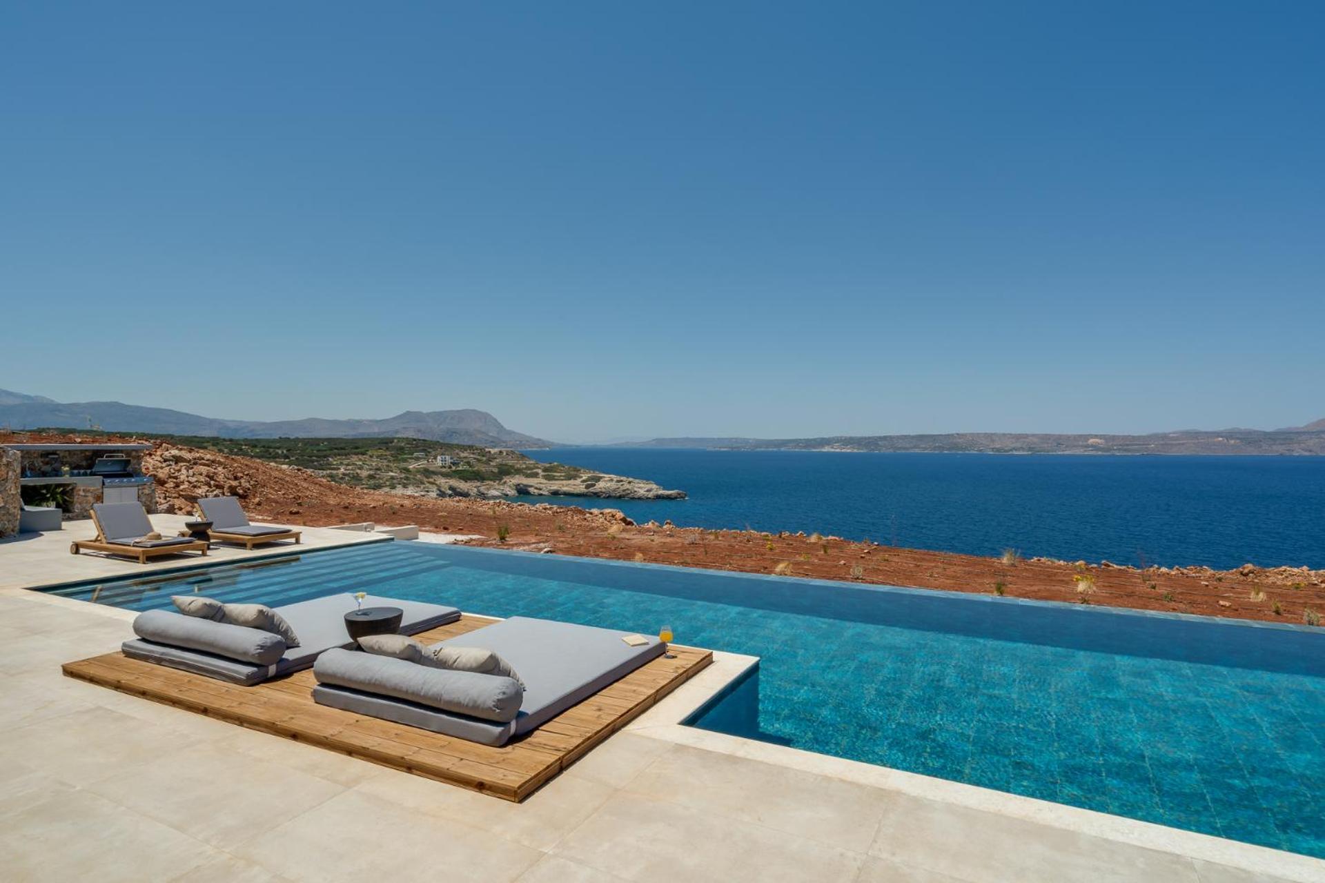 Arion Aesthesis Superior Heated Pool Kokkino Chorio