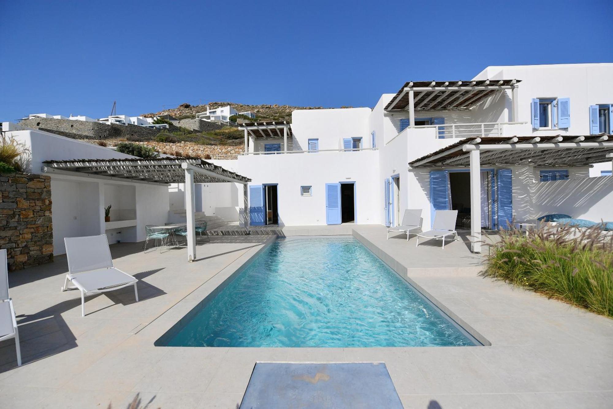 Ariti's 1 - Naxos *