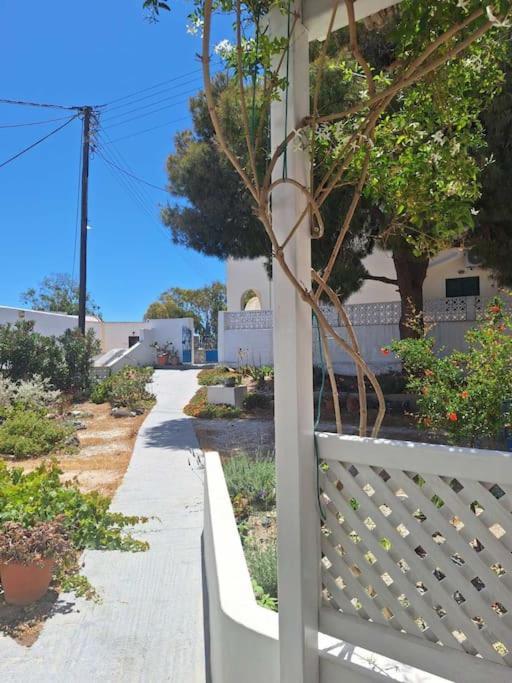 Calderimi, A Cosy,warm And Renovated House In Fira (Santorini)