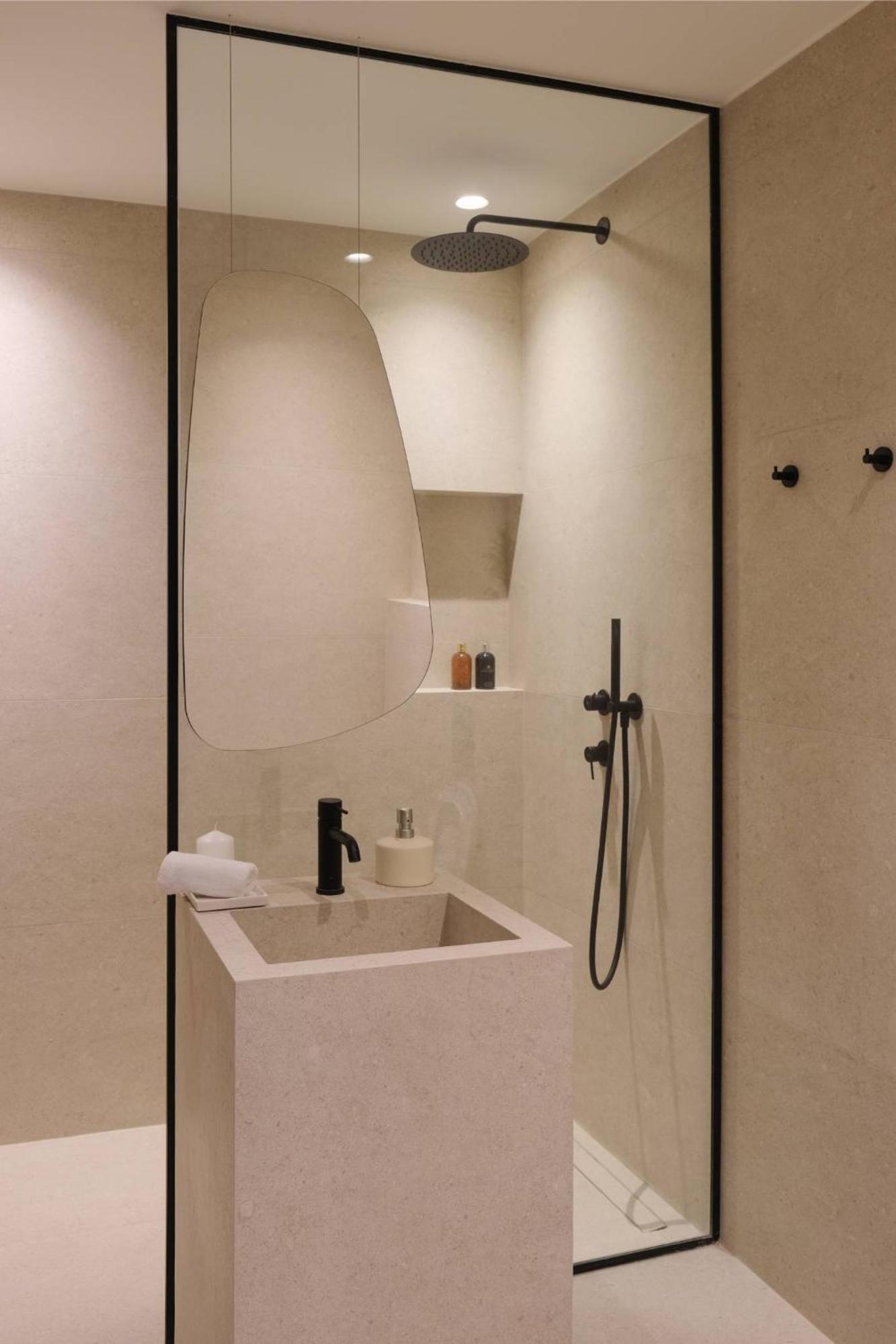 Apartment Floating Cube