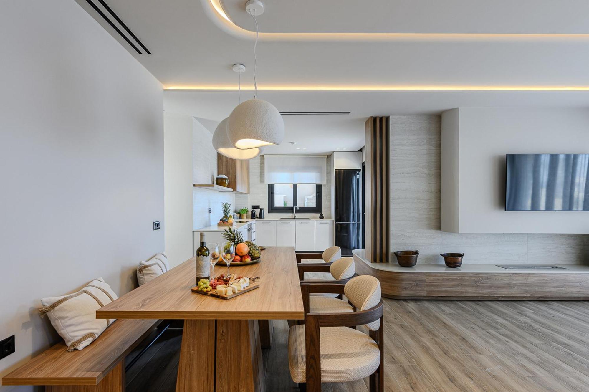 Nysa Luxury 1