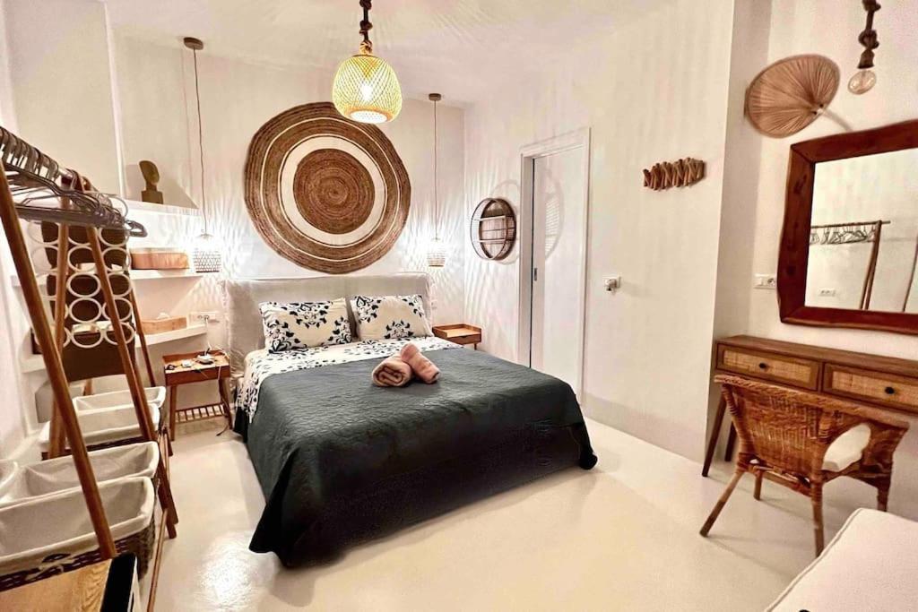 Annita On The Water With 5 Bedrooms * Mykonos Town