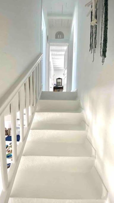 Annita On The Water With 5 Bedrooms * Mykonos Town