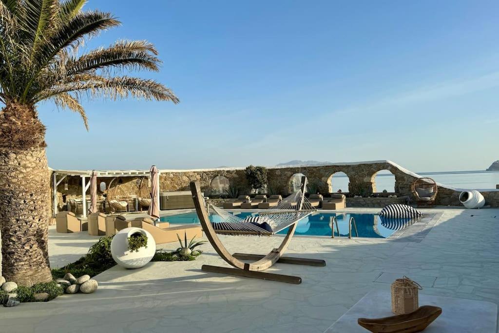 Annita On The Water With 5 Bedrooms * Mykonos Town