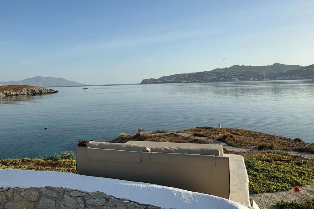 Annita On The Water With 5 Bedrooms *