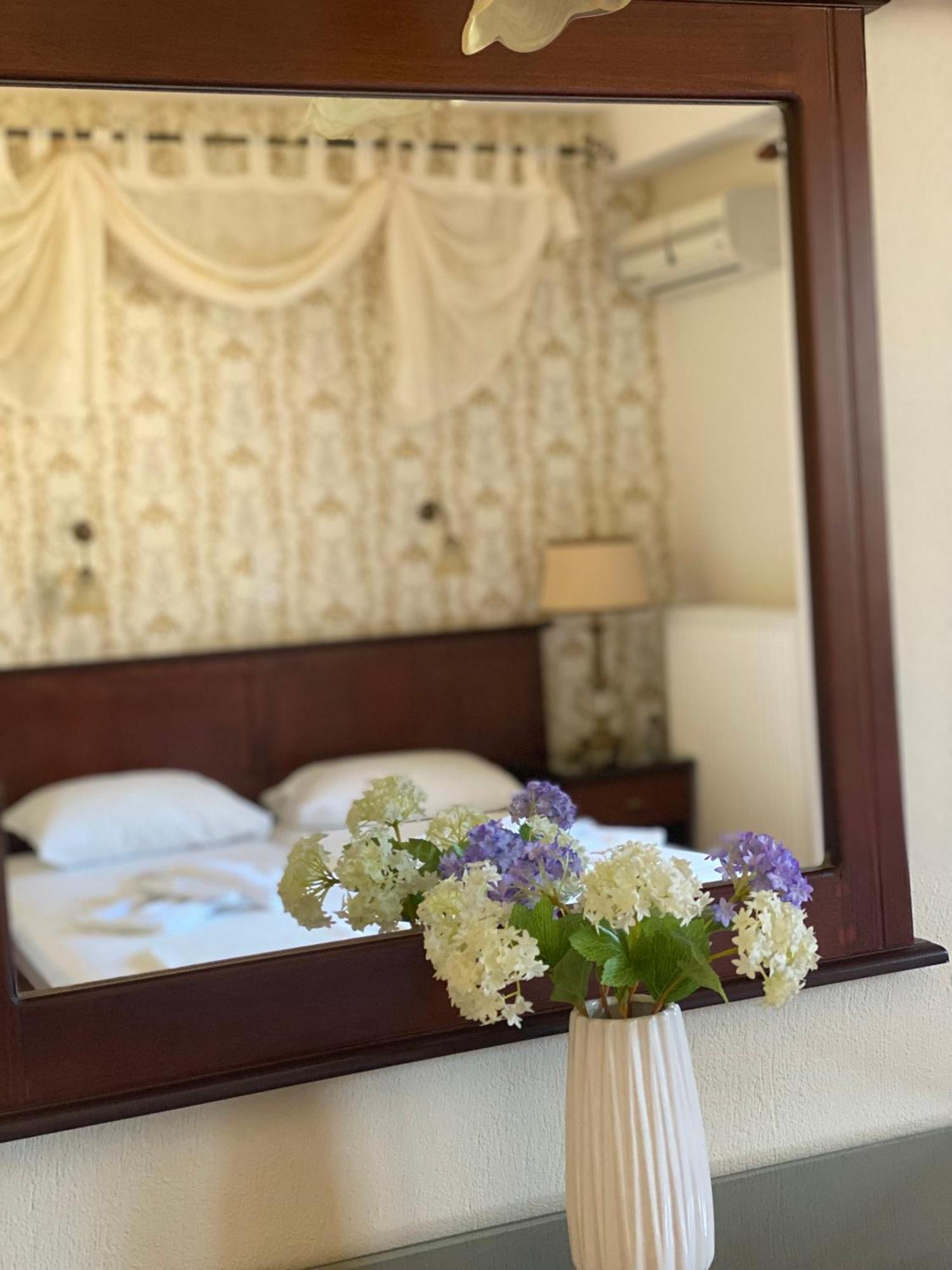 Hera Aparthotel *