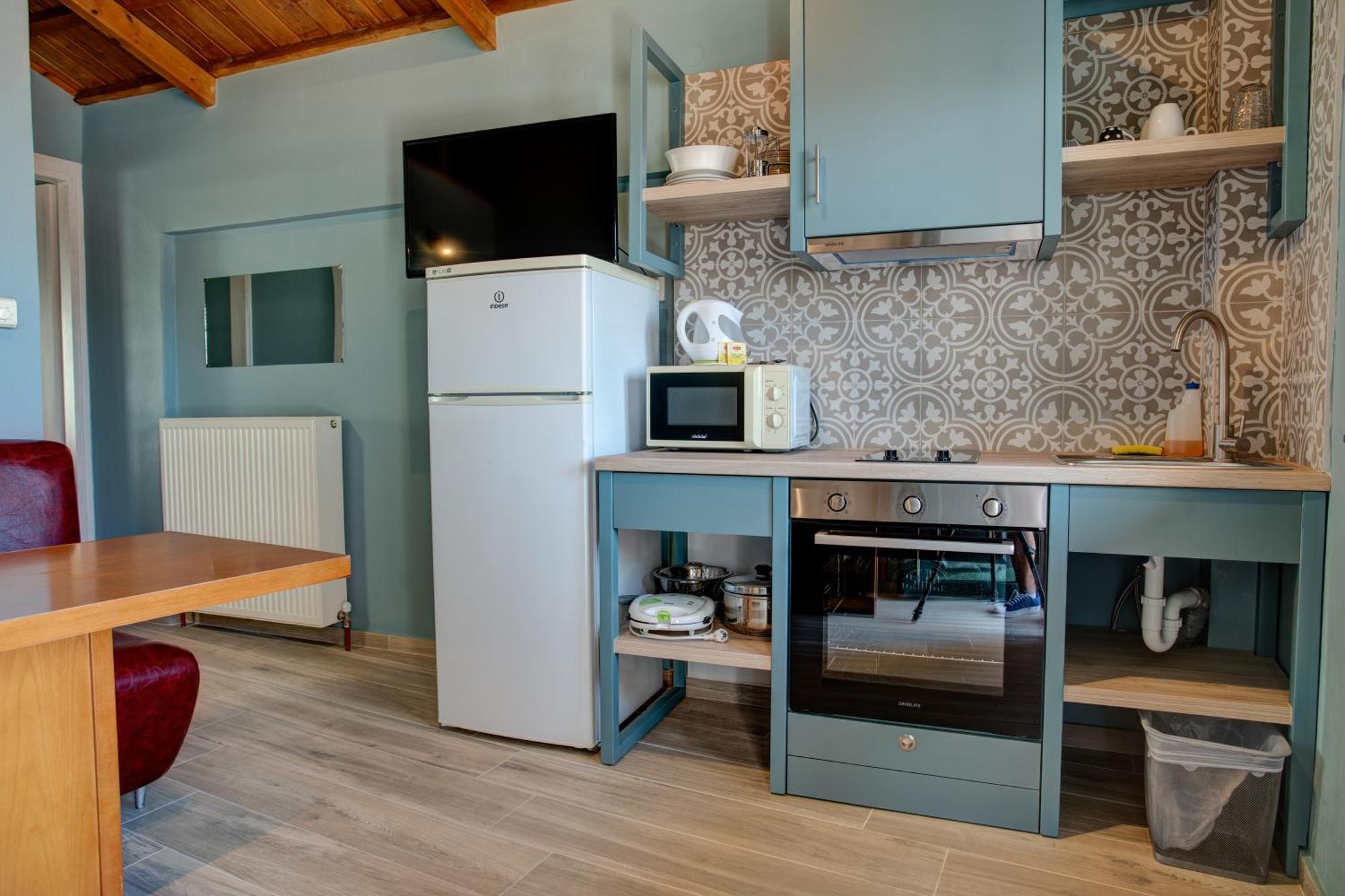 Heliotrope The Studios Apartment Mytilene