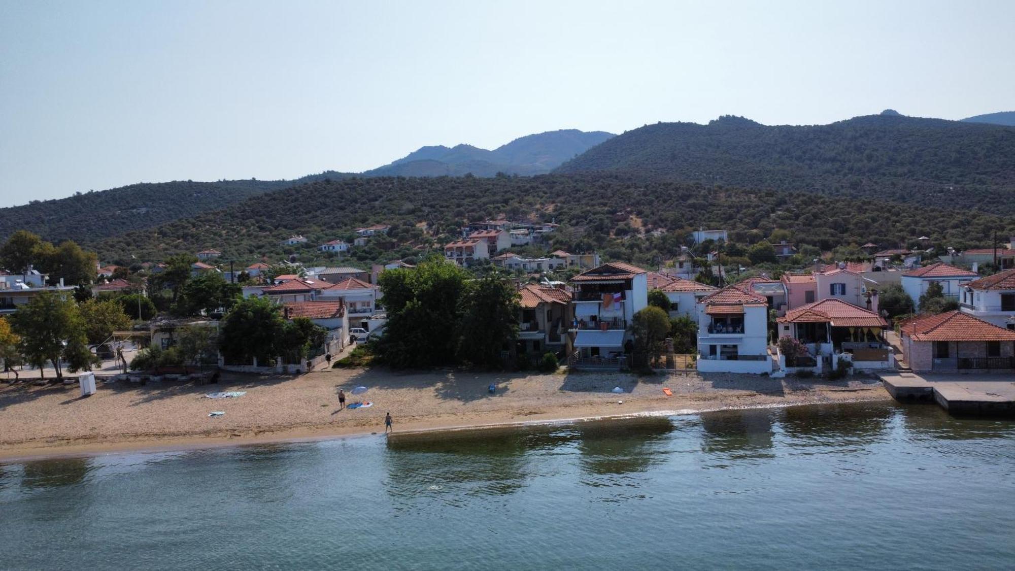 Beachfront Thassos Apartment *