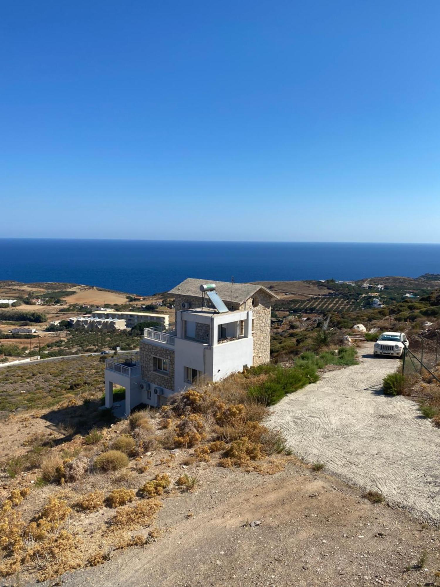 Beautiful With Sea View - Sleeps 2-6 - Travel Cot Included *
