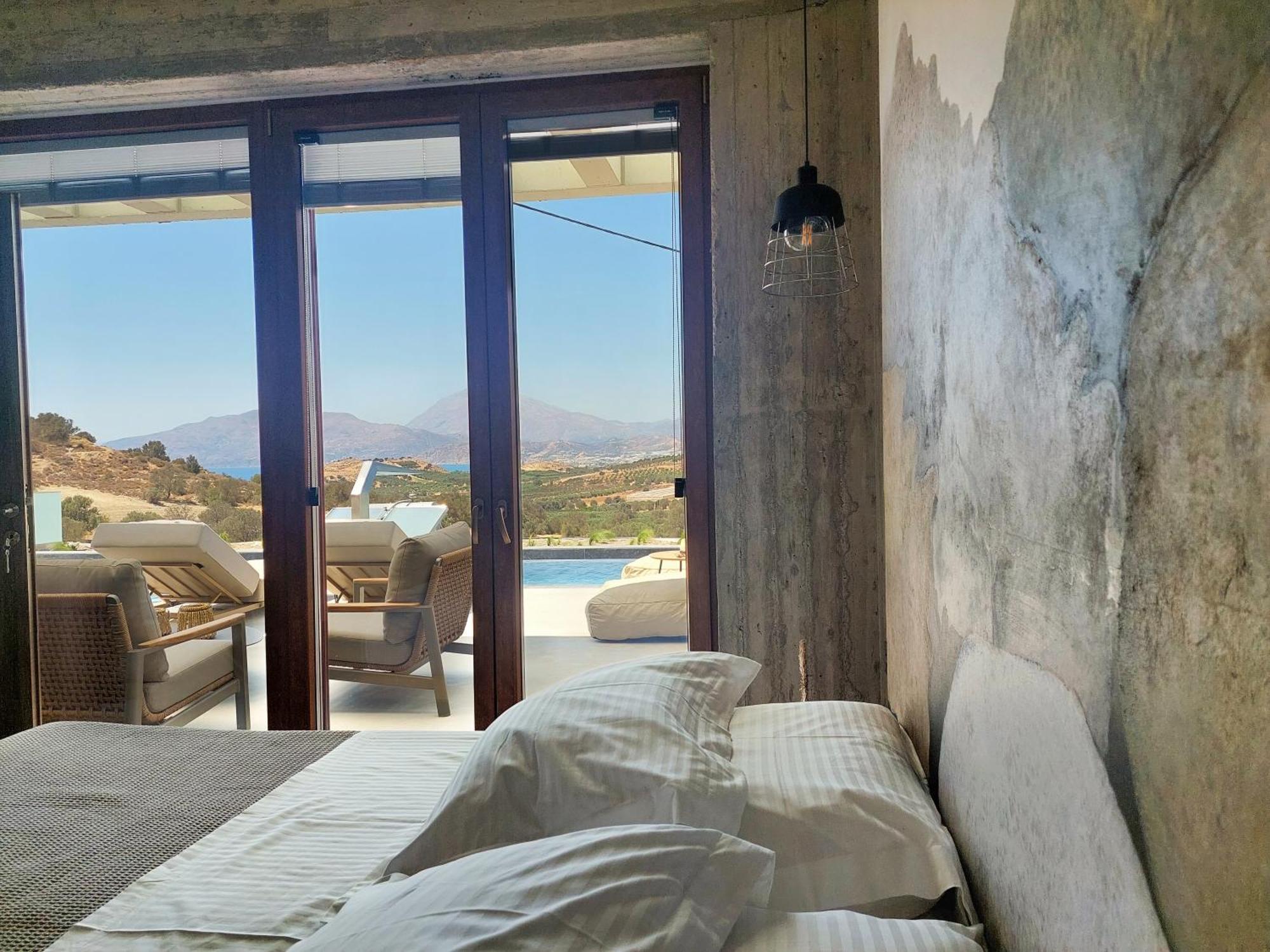 Marnos Luxury Villa Kamilari