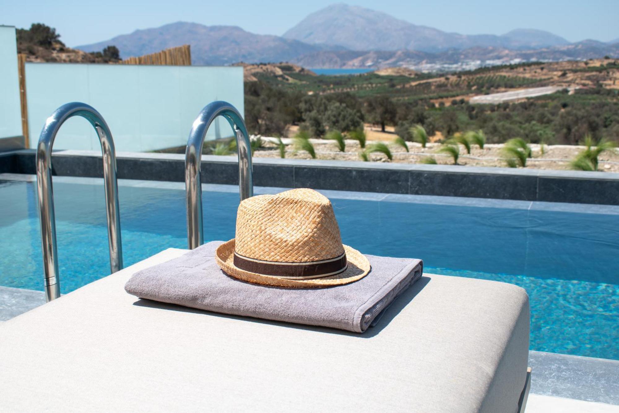 Villa Marnos Luxury