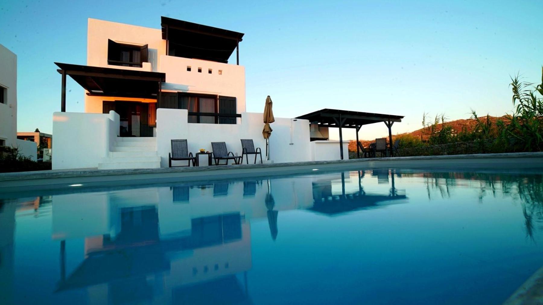 Divani Plaka (Naxos)