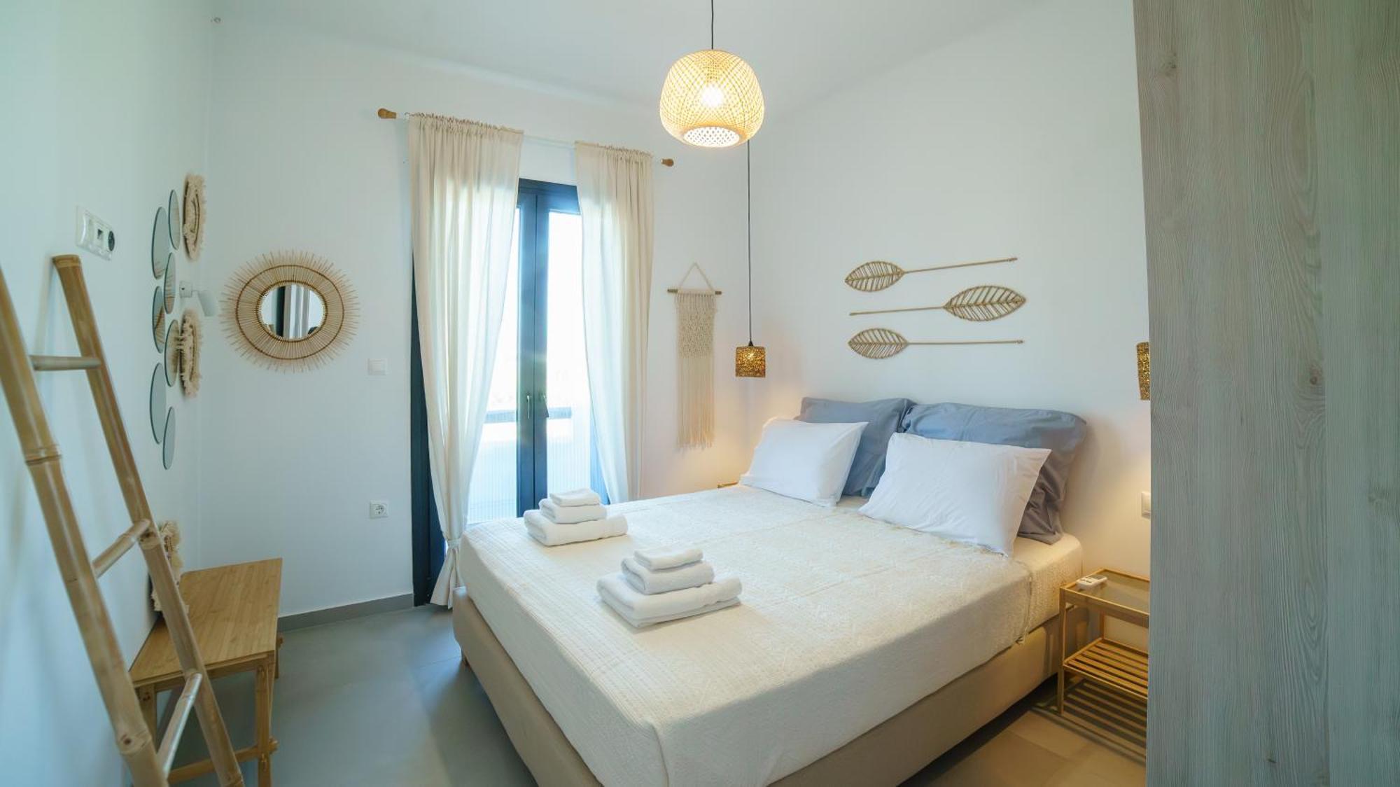 Divani Plaka (Naxos)