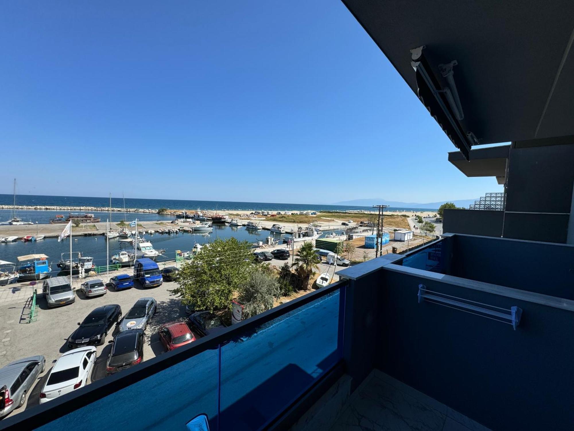 Poseidon 4 Apartment