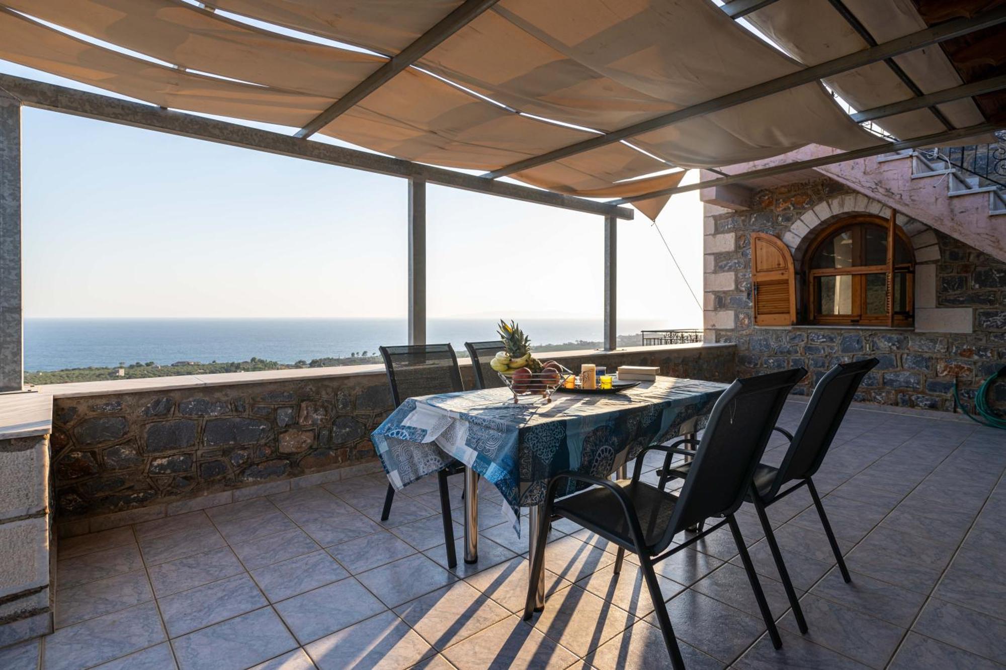 Theasea Apartment