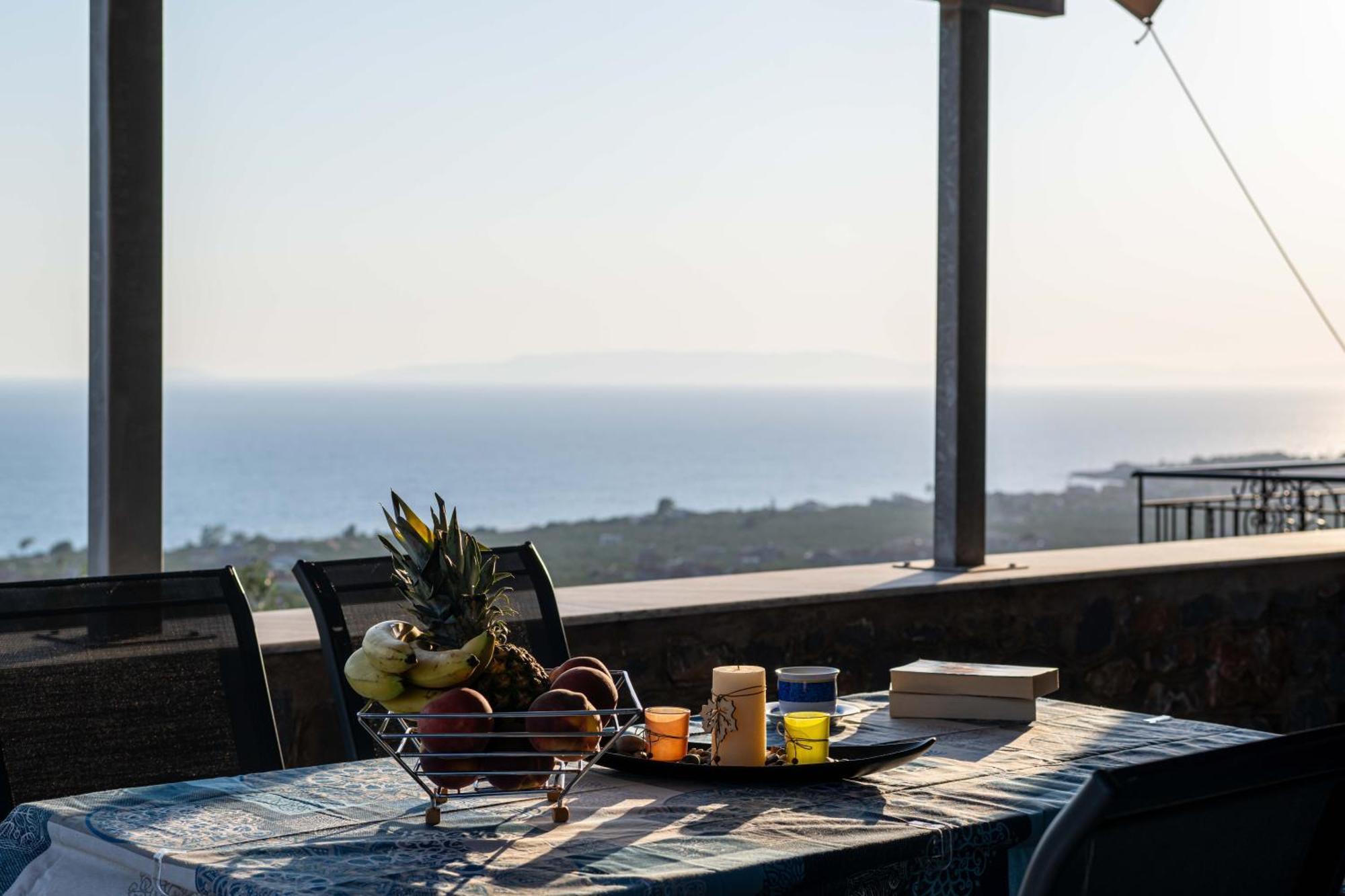 Theasea Apartment