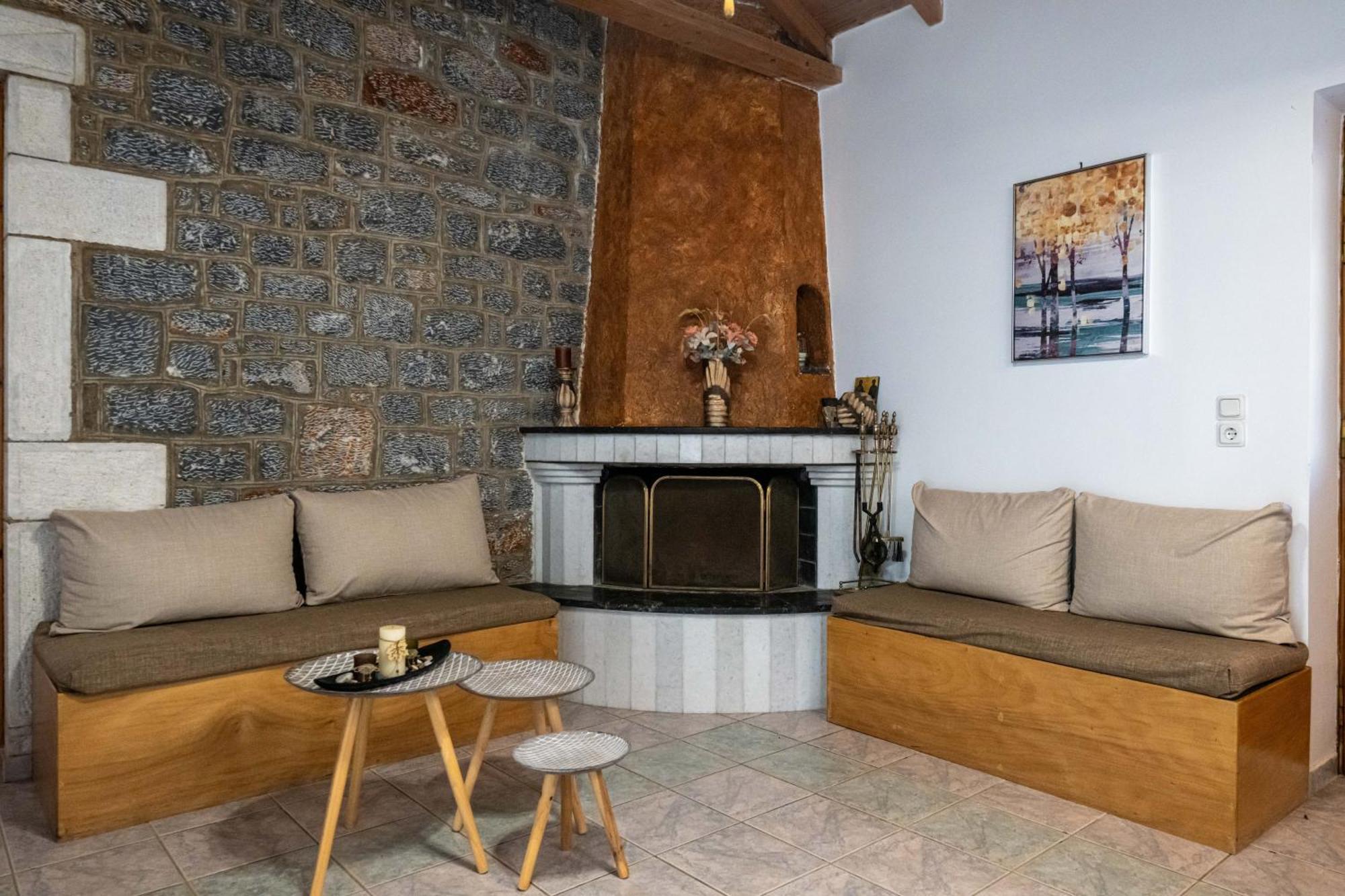 Theasea Apartment *