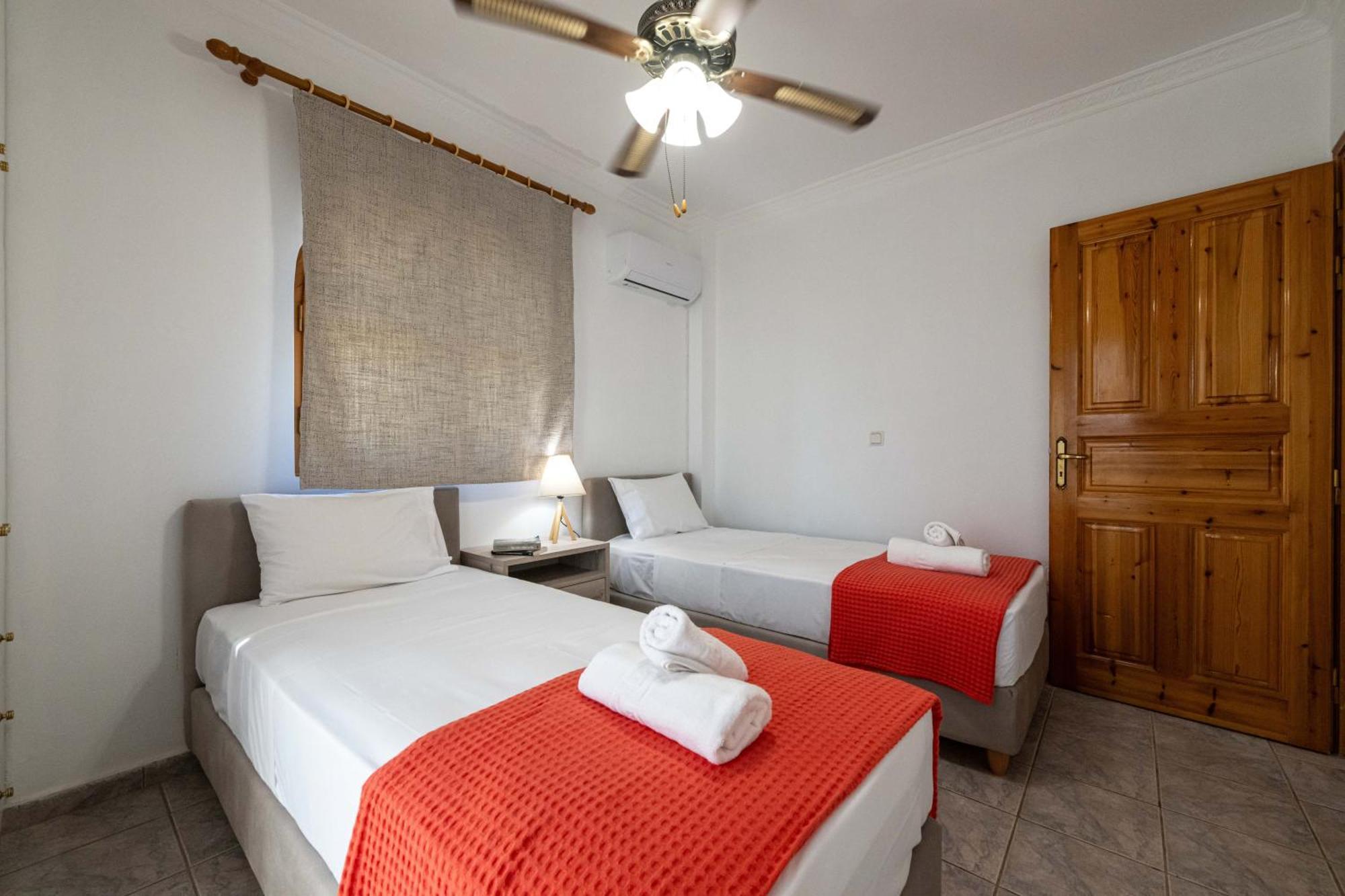 Theasea Apartment *