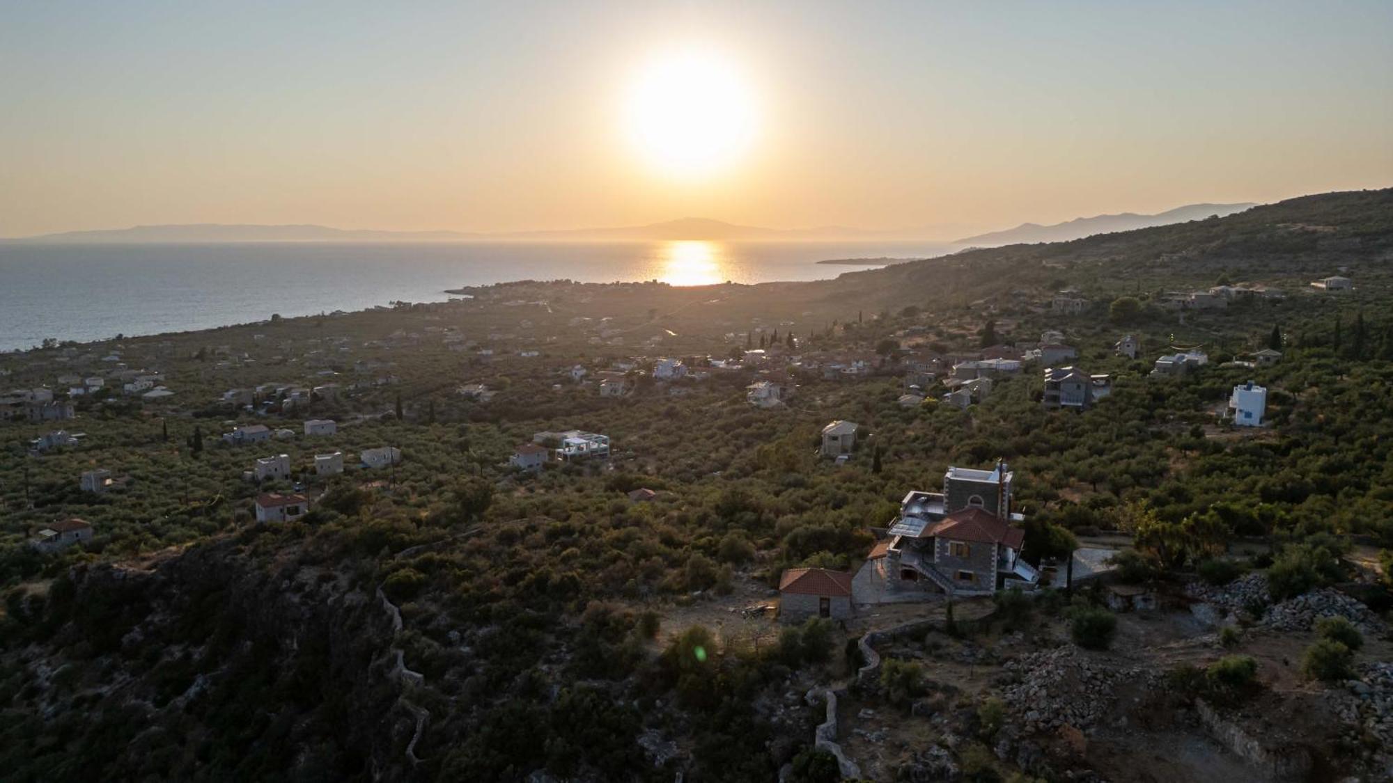 Theasea Apartment