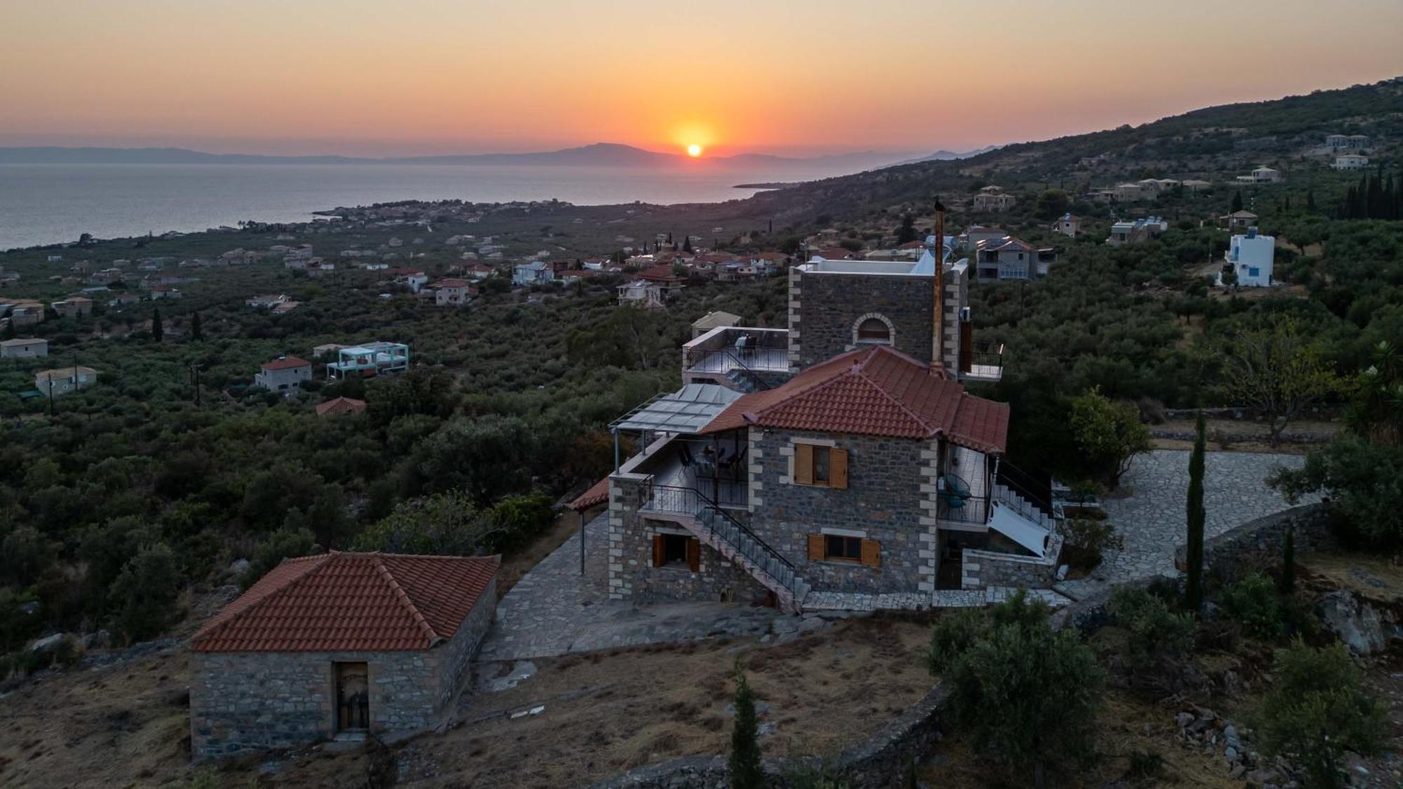 Apartment Theasea Riglia