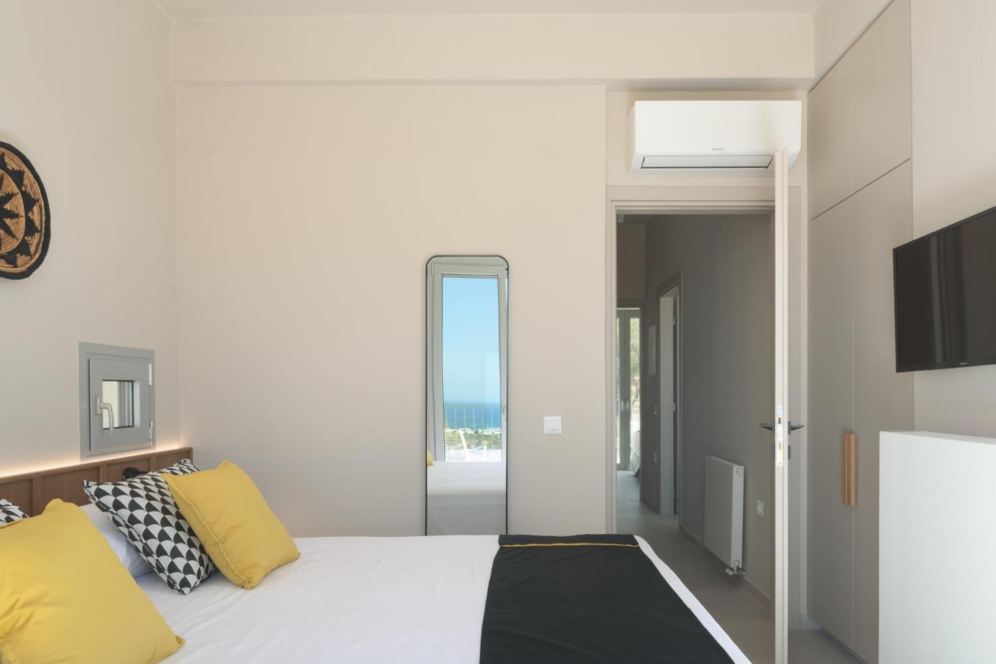 Olvios Villas, With 35m2 Pool & Seaviews, By Thinkvilla Villa